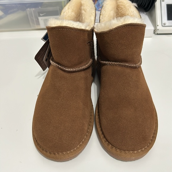 Lamo Suede Boots Lined Chestnut NWT - Picture 4 of 7